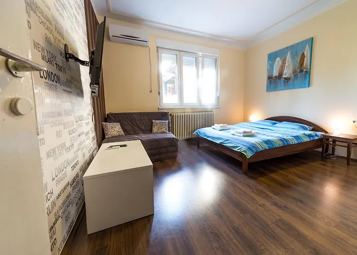 Parliament Apartment